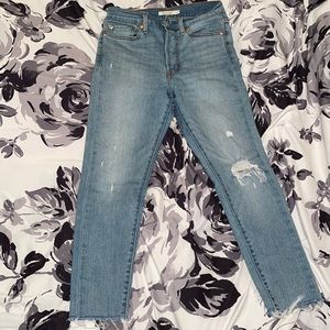 Levi wedgie skinny jeans size 27